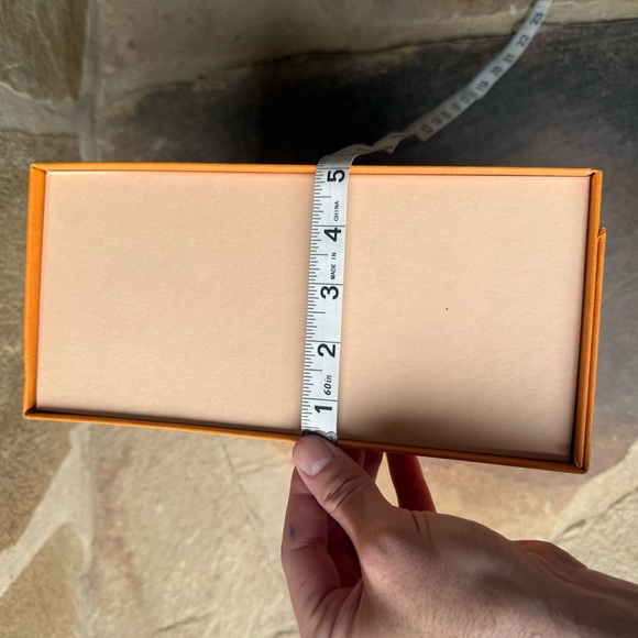 Louis Vuitton Vibrant Orange Storage Box - Picture 10 of 10